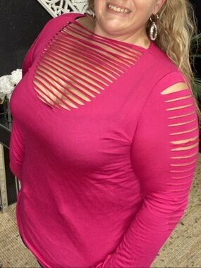 Women's Hot Pink Long-Sleeve Cutout Back Top-Plus 1XL-NWOT Bikercore